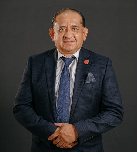 Ph.D César Ricardo Castillo Montúfar